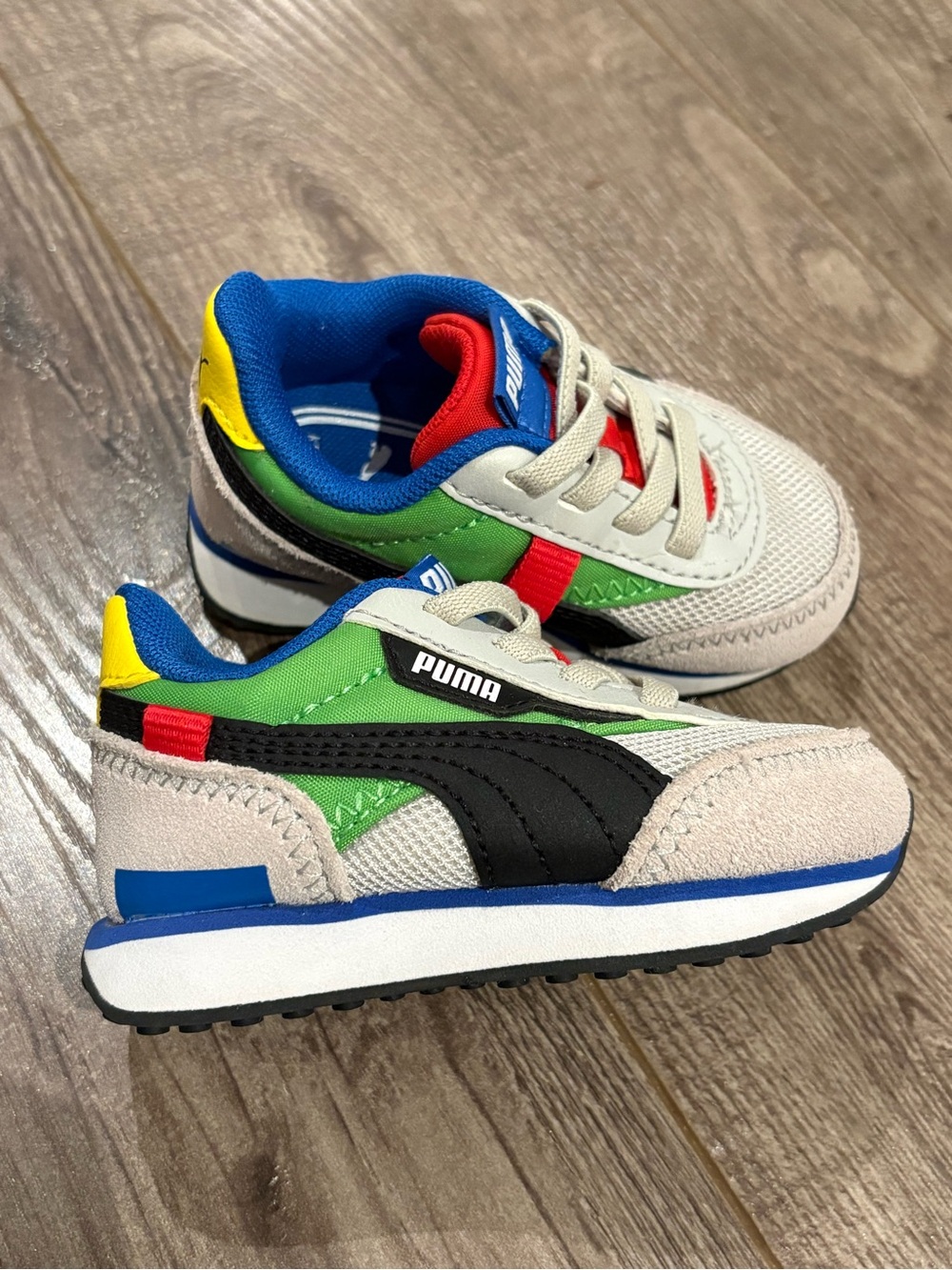 Puma Kids Future Rider Splash Retro Colorblock Sneaker Size 4C NEW